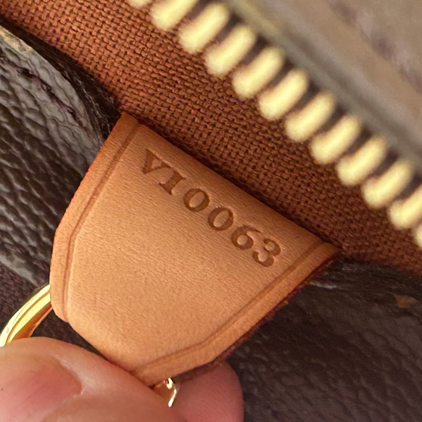 (2003) Louis Vuitton Cabas Piano