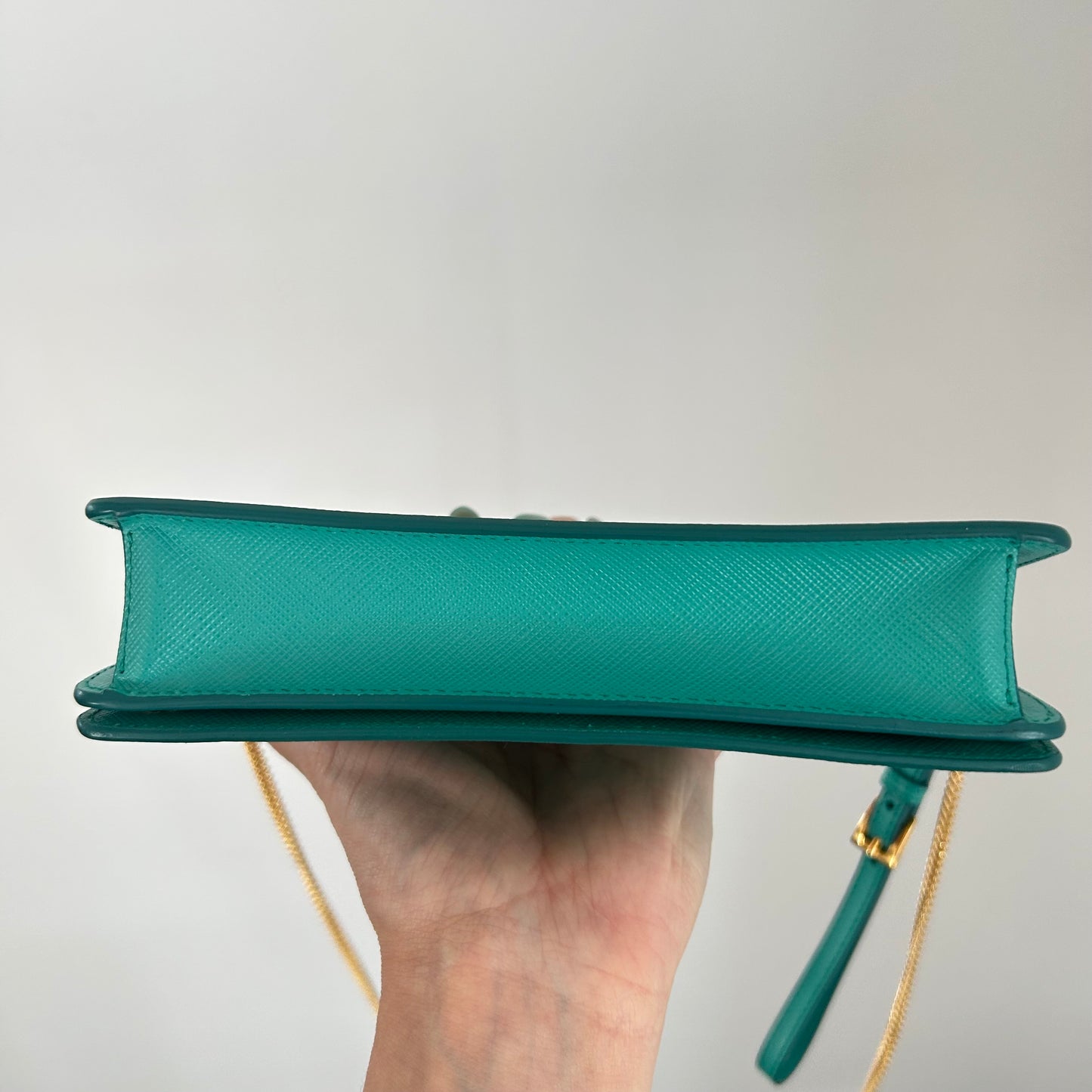 (2018) PRADA saffiano mini clutch bag