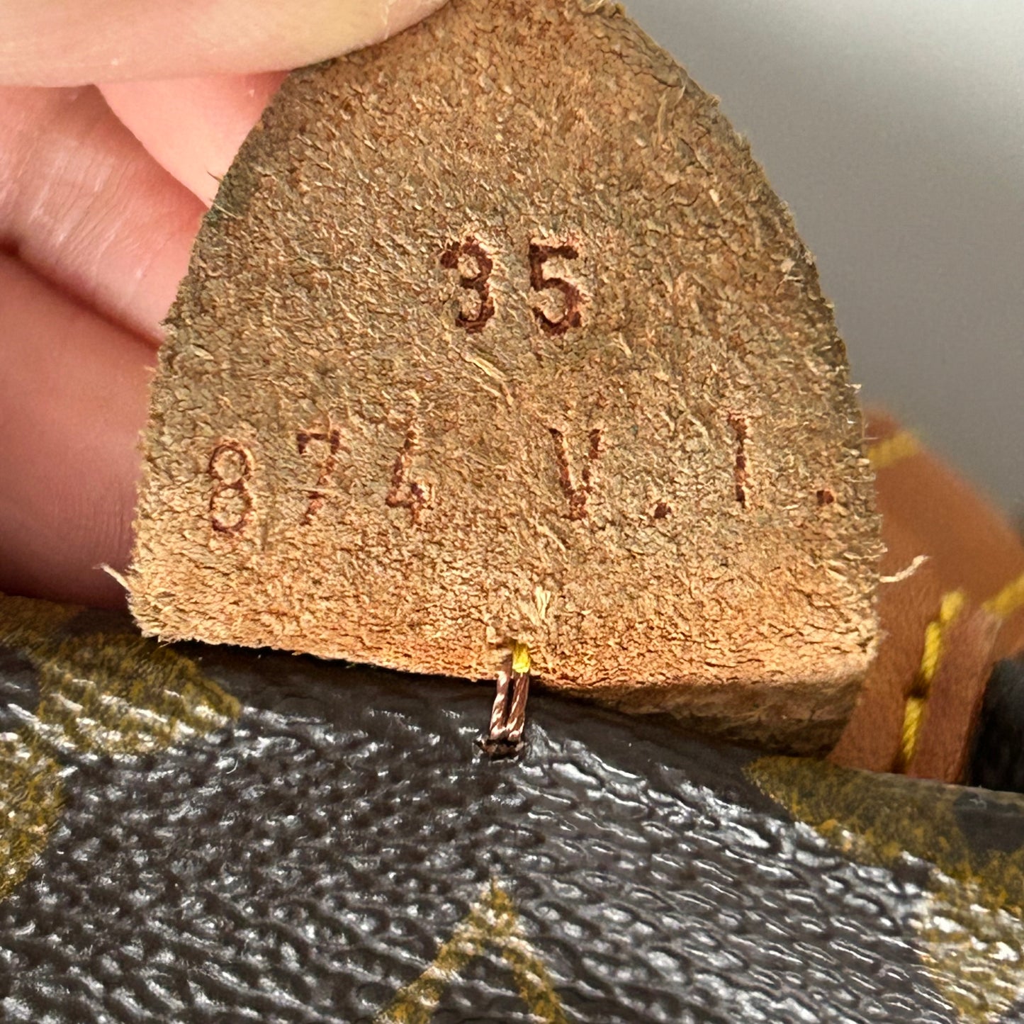 (1987) Louis Vuitton duffle bag