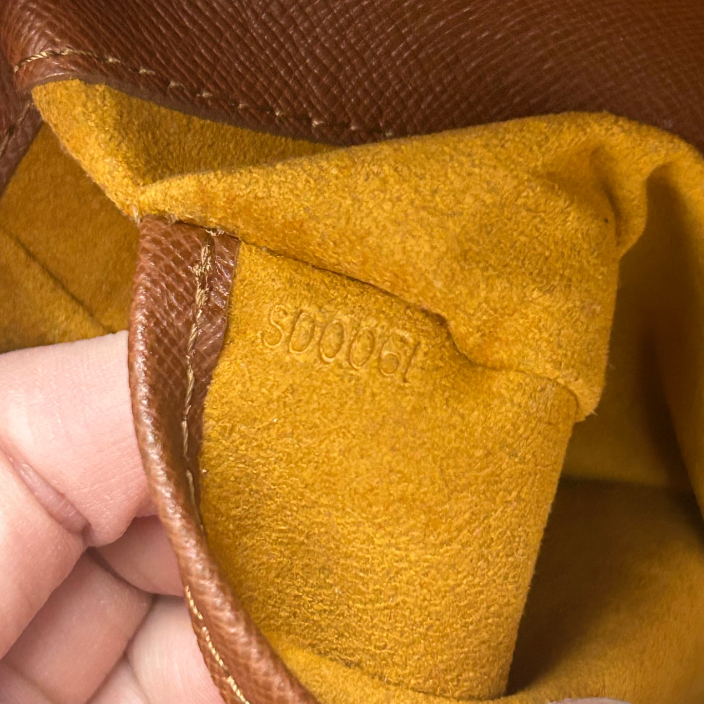 (2001) Louis Vuitton Musette Tango