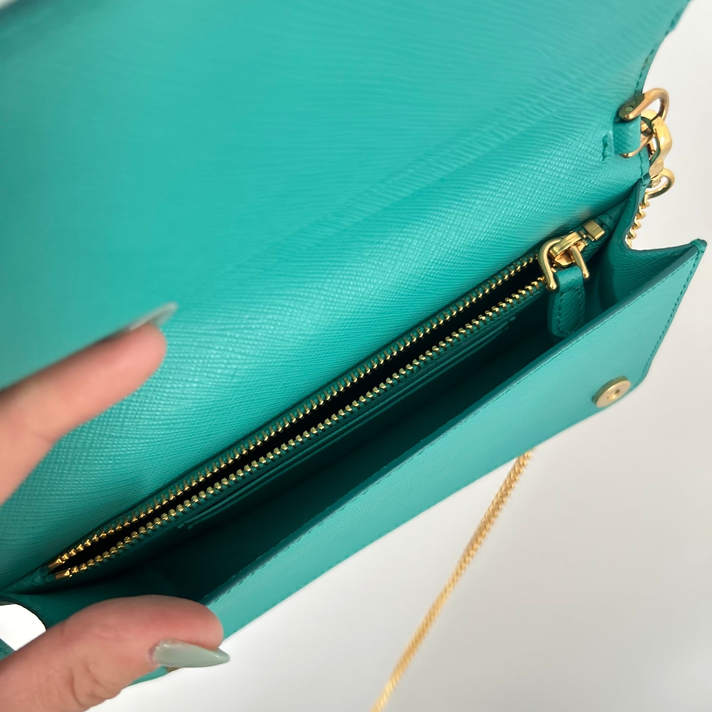 (2018) PRADA saffiano mini clutch bag