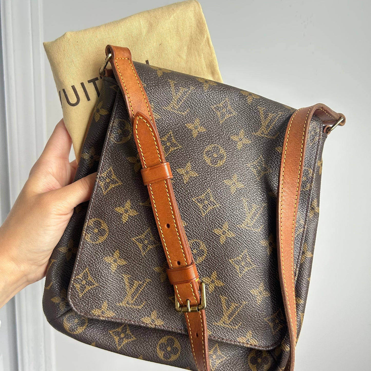 (1999) Louis Vuitton Musette Salsa