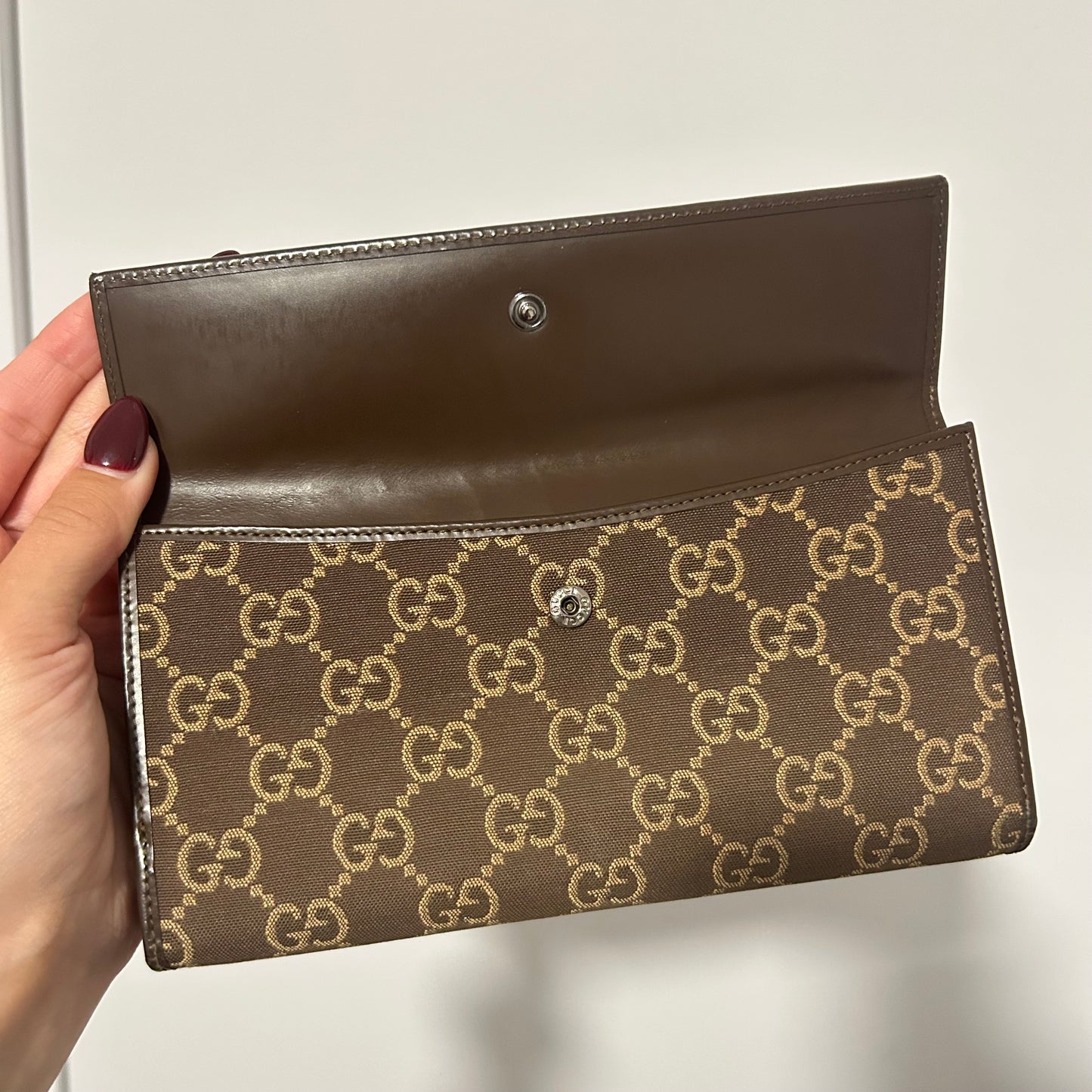 (2005) GUCCI Portefeuille GG supreme brun