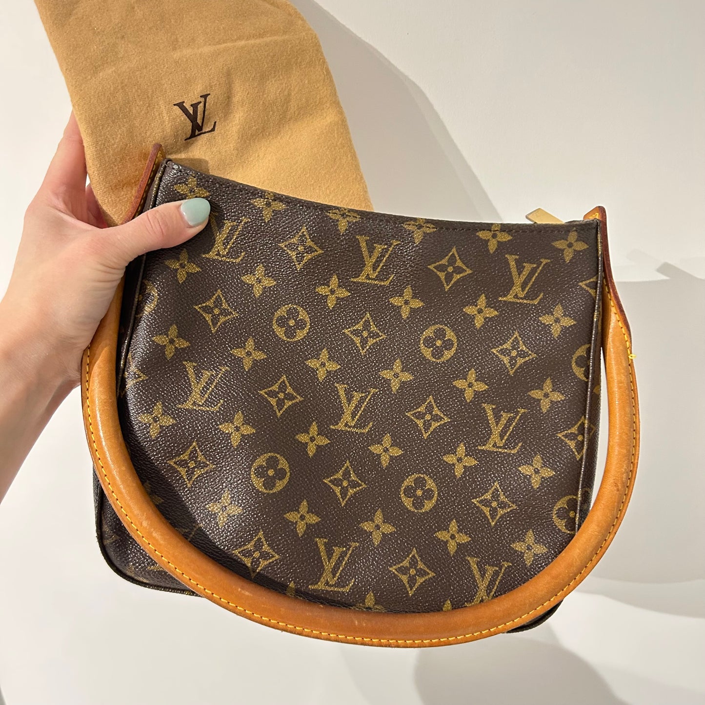 (2001) Louis Vuitton Looping MM