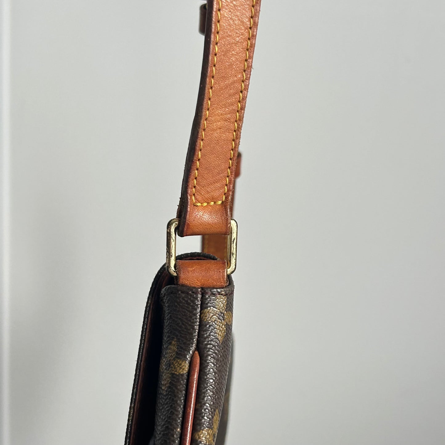 (1999) Louis Vuitton Musette Salsa