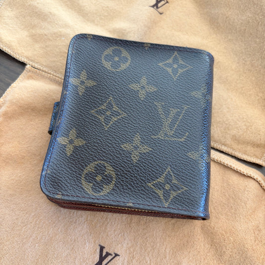 (2002) Louis Vuitton Portefeuille Compact
