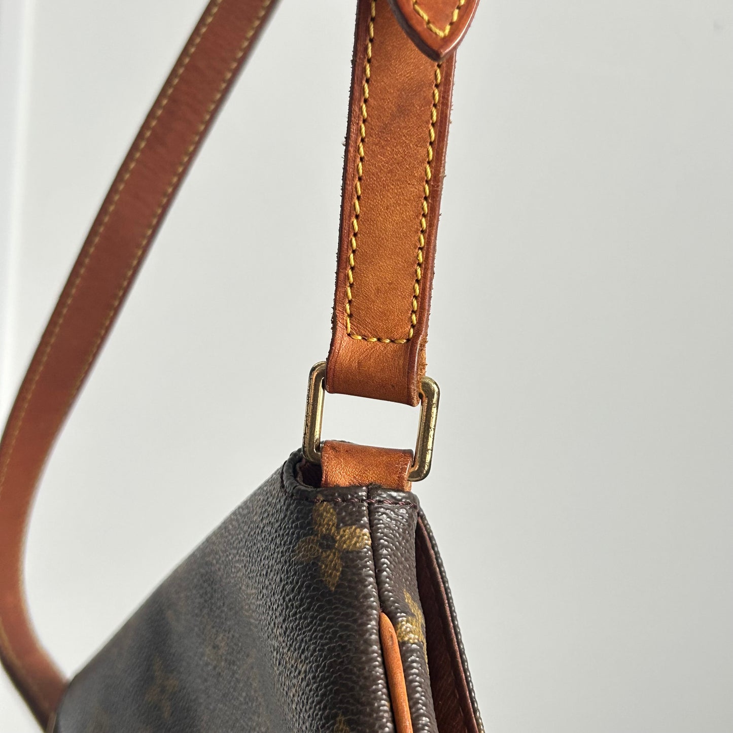 (1999) Louis Vuitton Musette Salsa
