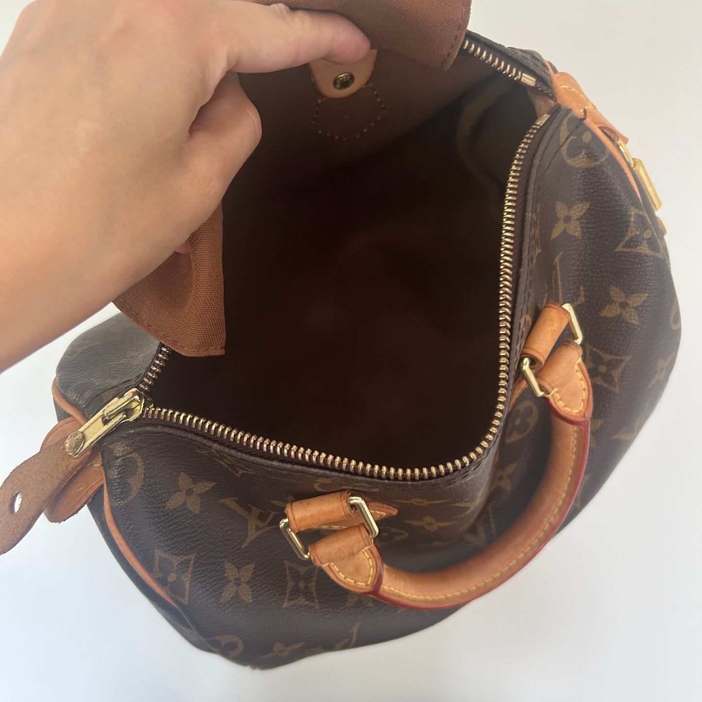 (2008) Louis Vuitton Speedy 25