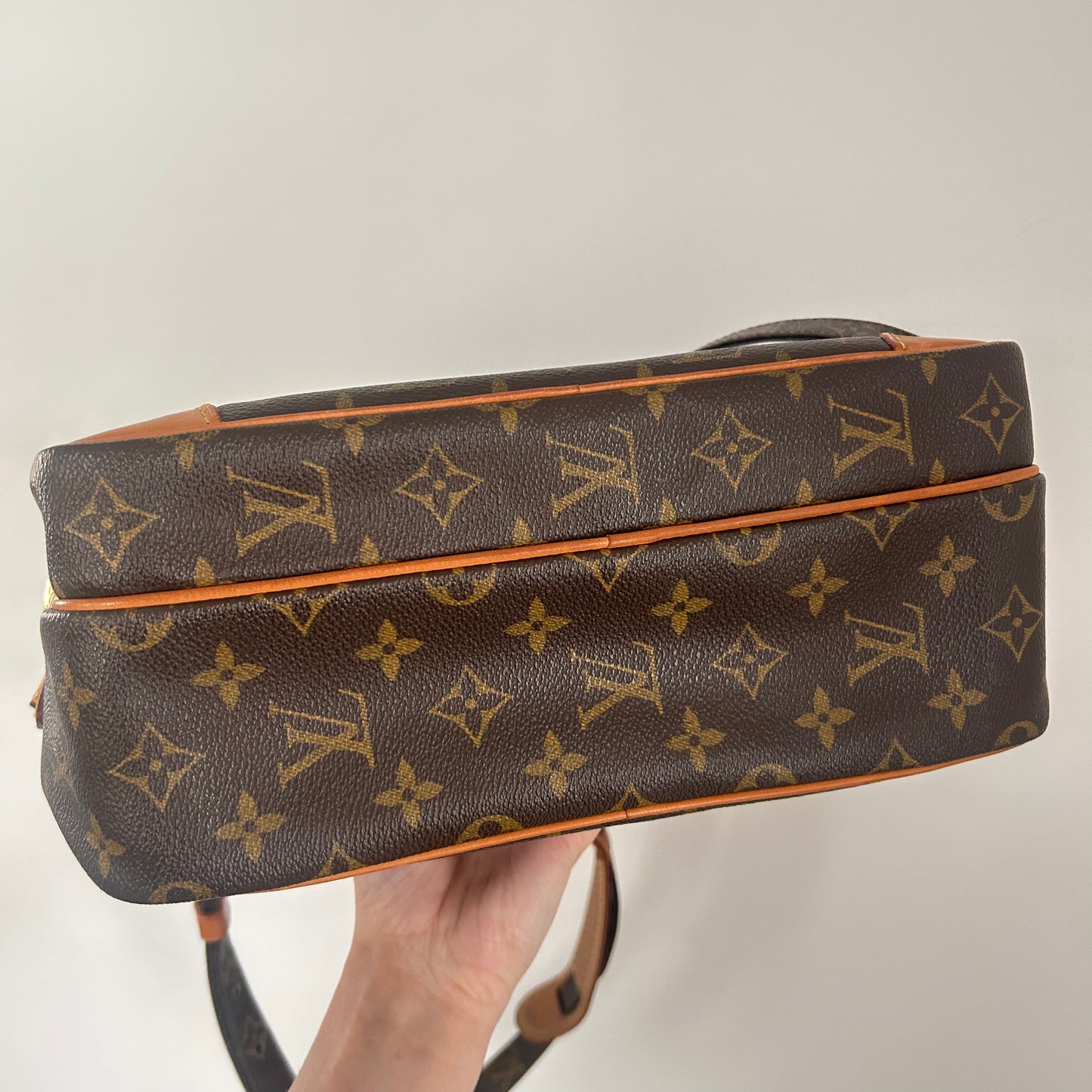 (2002) Louis Vuitton Nile