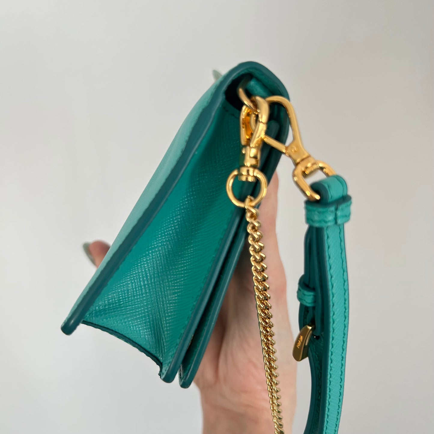 (2018) PRADA saffiano mini clutch bag
