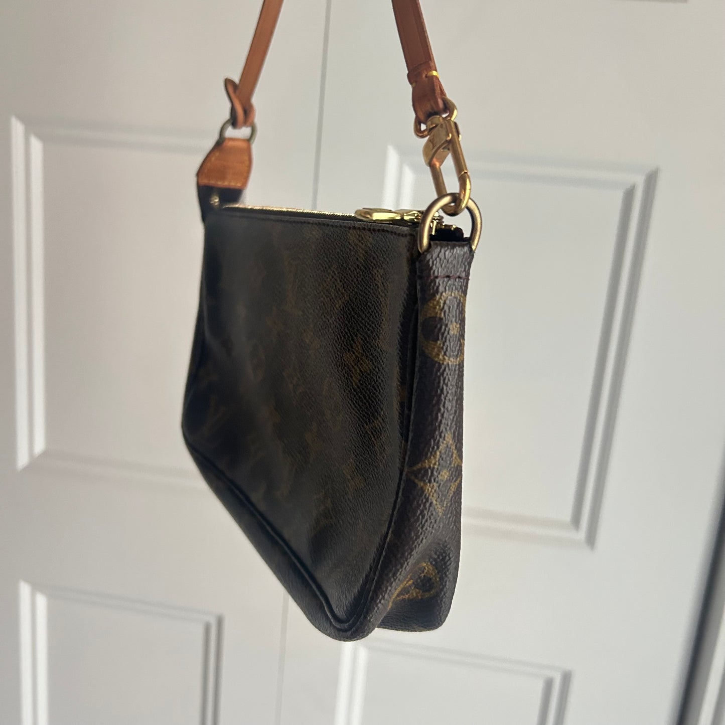 (2001) Louis Vuitton Pochette Accessoires