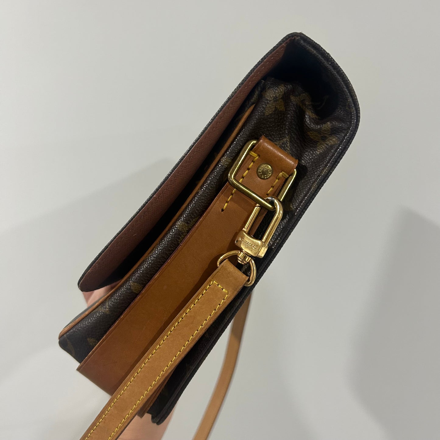 (1989) Louis Vuitton Cartouchière GM