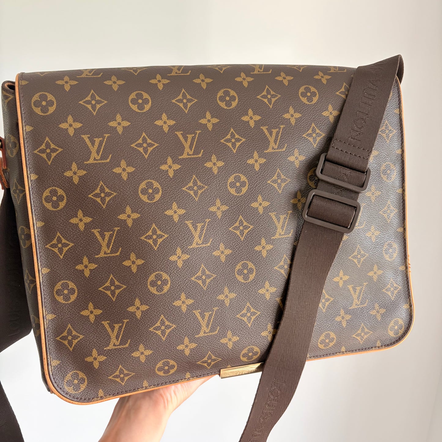 (2003) Louis Vuitton messenger bag