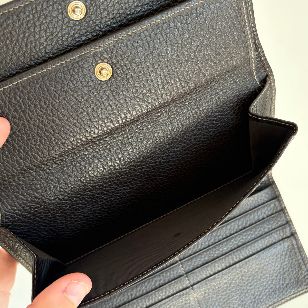 GUCCI portefeuille GG supreme