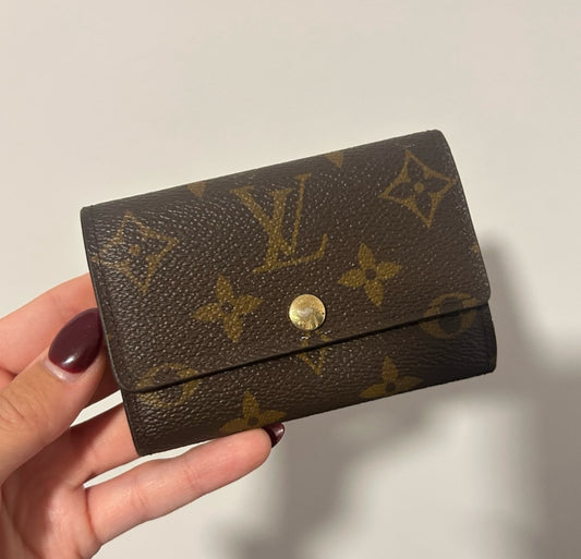 (2021) Louis Vuitton 6 keys ring
