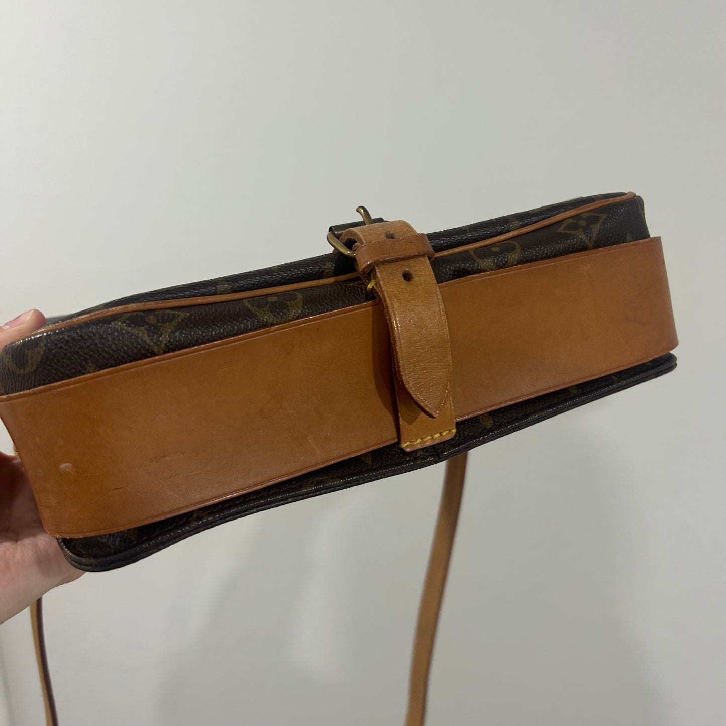 (1989) Louis Vuitton Cartouchière GM