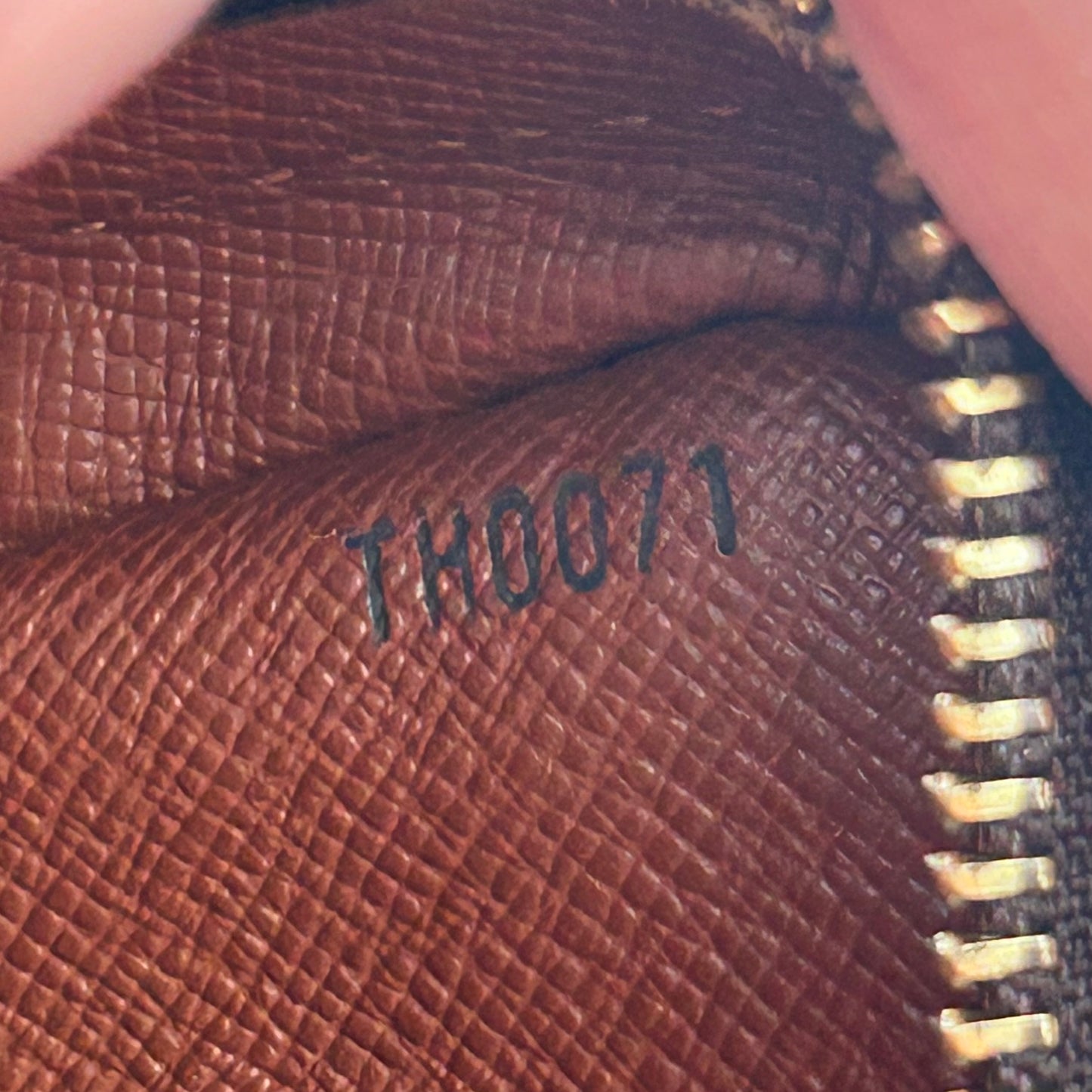 (2001) Louis Vuitton Amazone