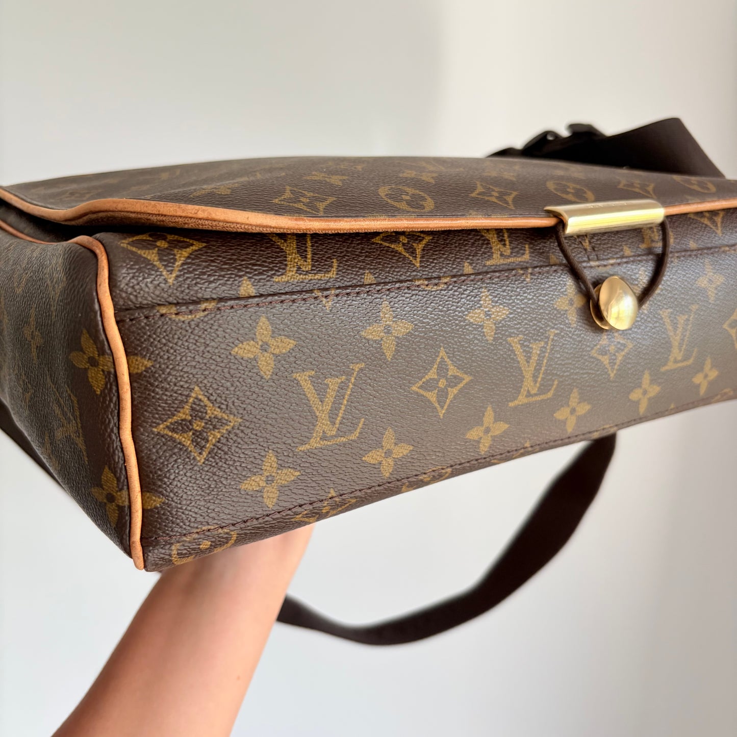 (2003) Louis Vuitton messenger bag