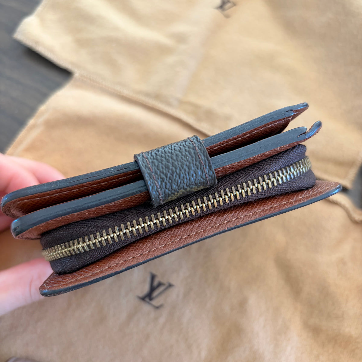 (2002) Louis Vuitton Portefeuille Compact