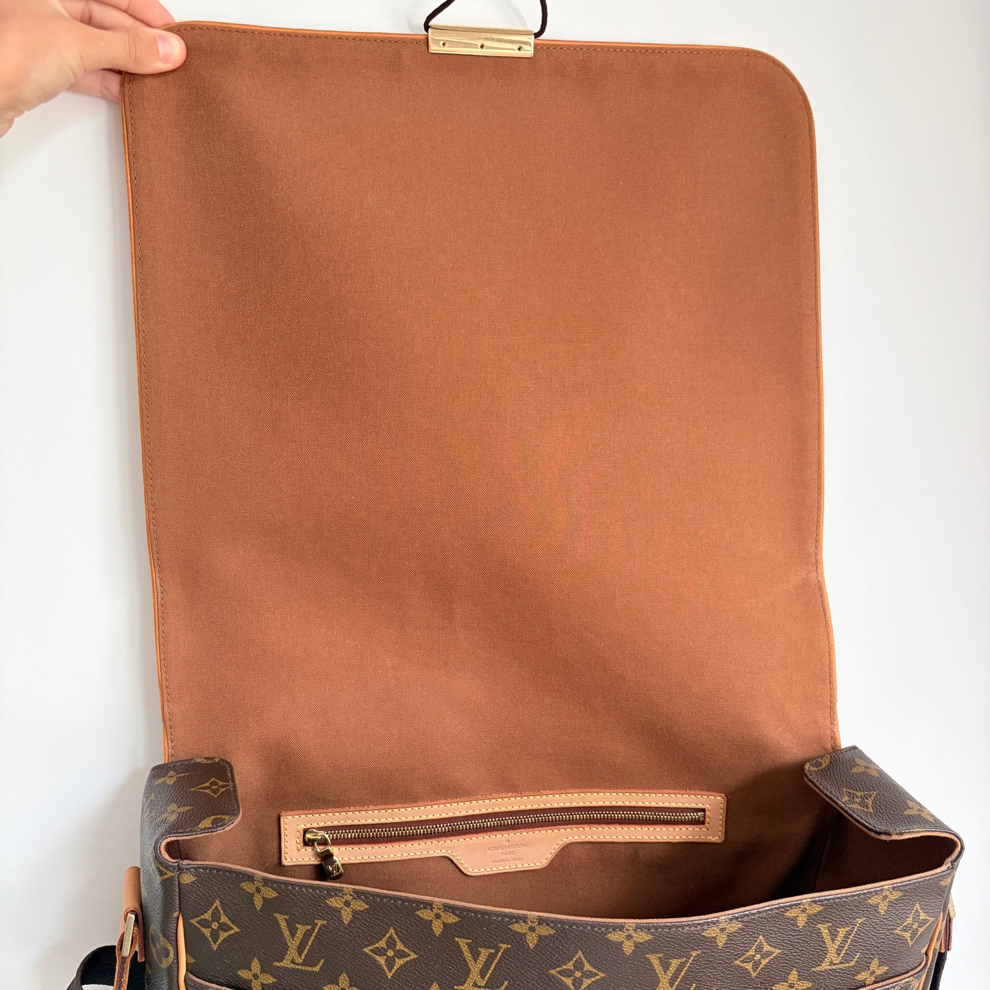 (2003) Louis Vuitton messenger bag