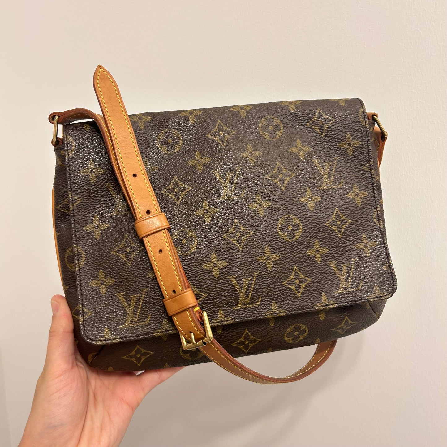 (2001) Louis Vuitton Musette Tango