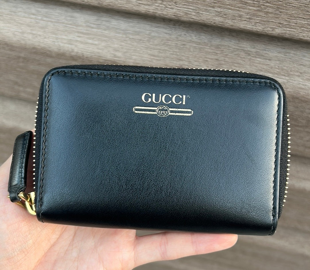 1990’s GUCCI Compact Wallet