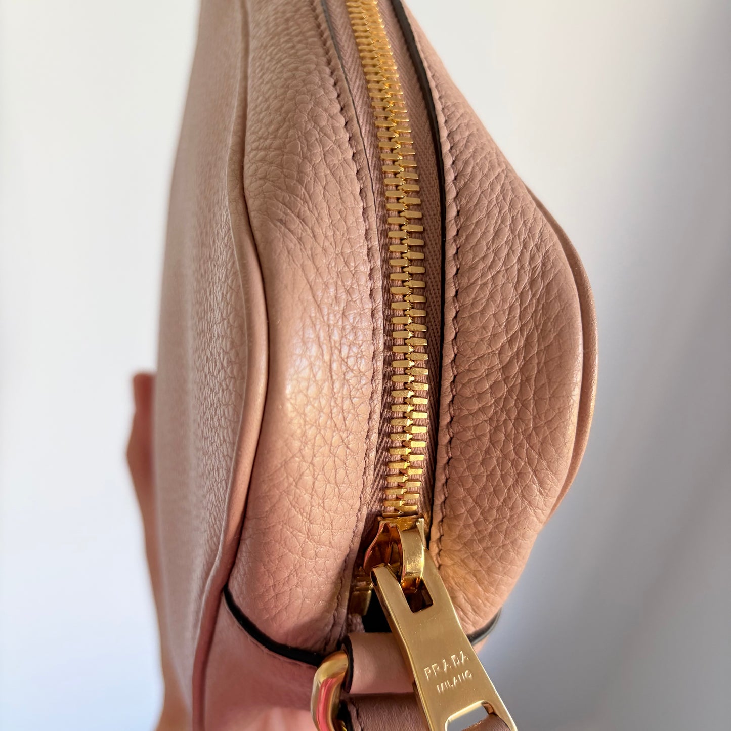 (2021) PRADA Vitello Phenix