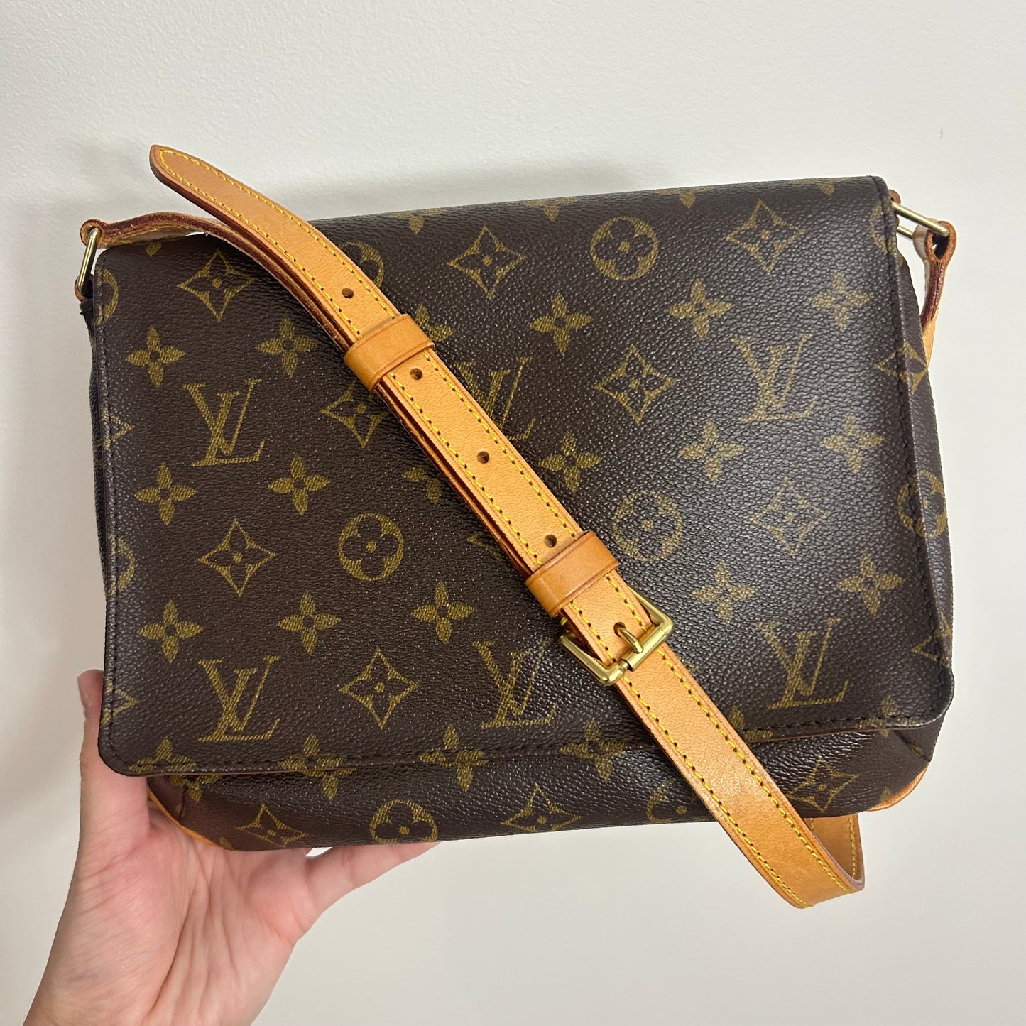 (2001) Louis Vuitton Musette Tango