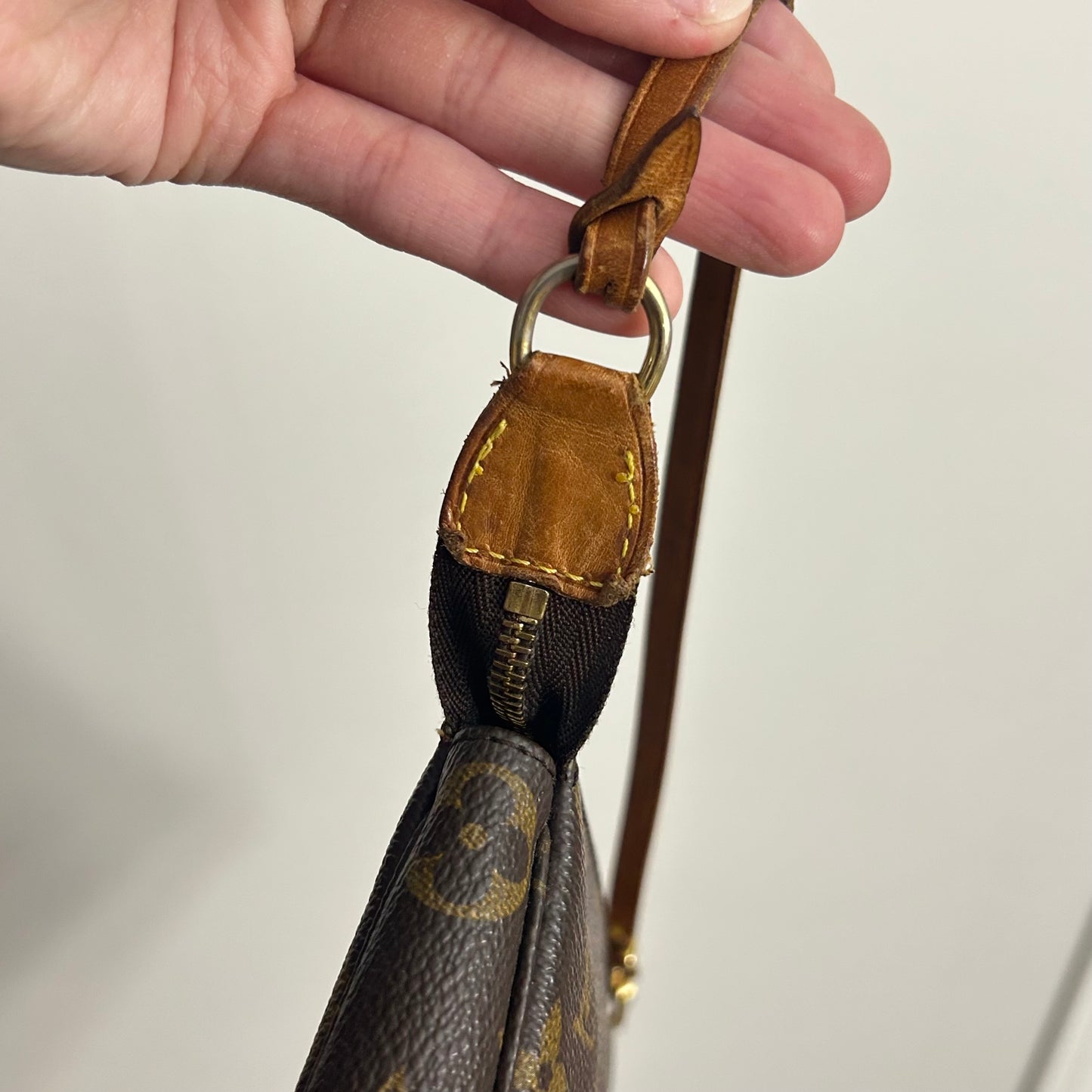 (1999) Louis Vuitton Pochette Accessoires