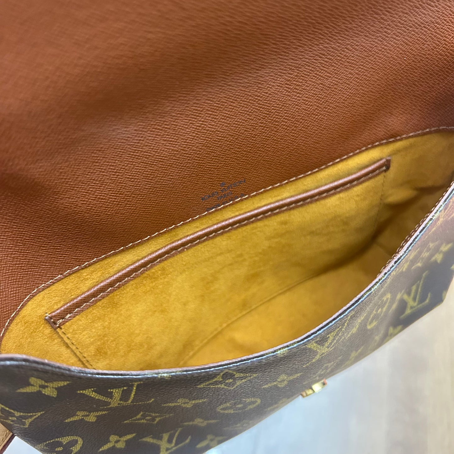 (2001) Louis Vuitton Musette Tango