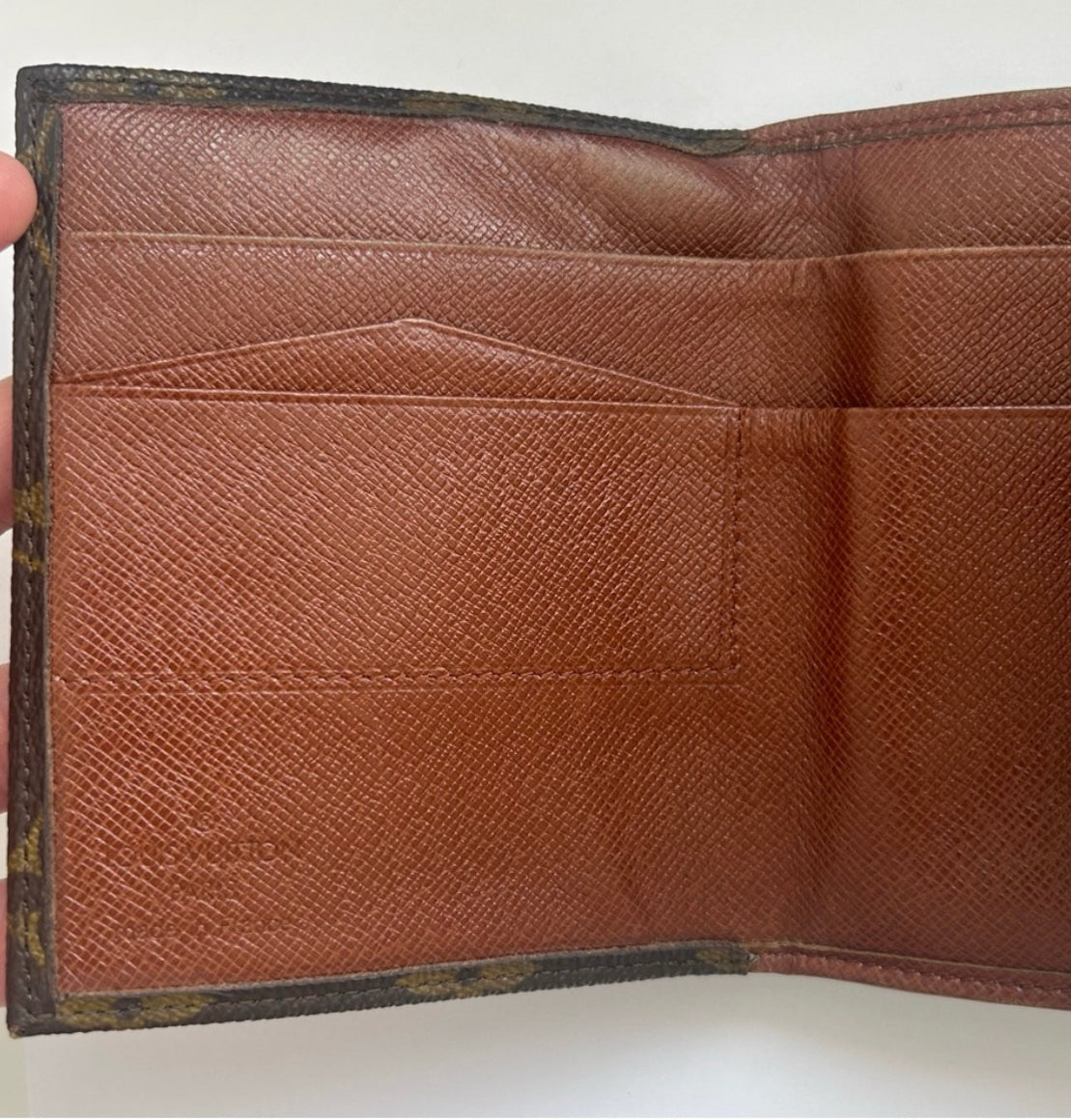 1991 Louis Vuitton Elise Wallet