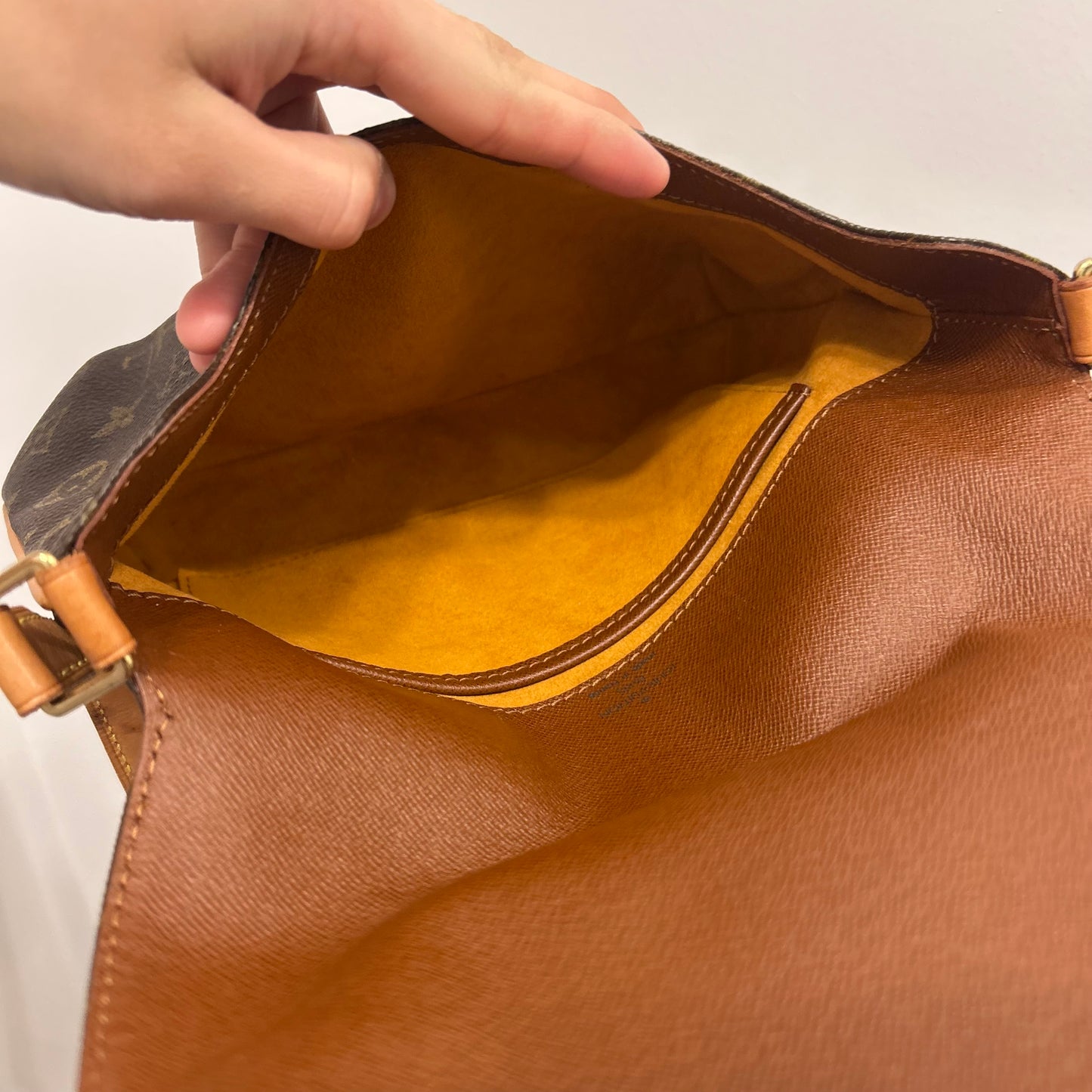 (2001) Louis Vuitton Musette Tango