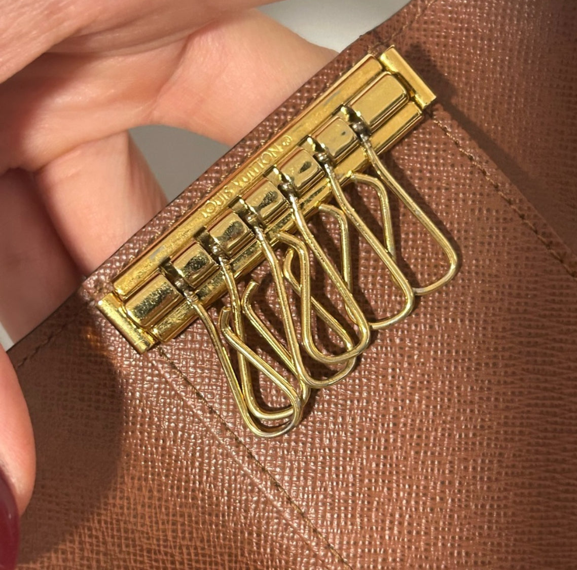 (2021) Louis Vuitton 6 keys ring