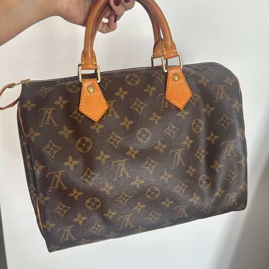 (2002) Louis Vuitton Speedy 30