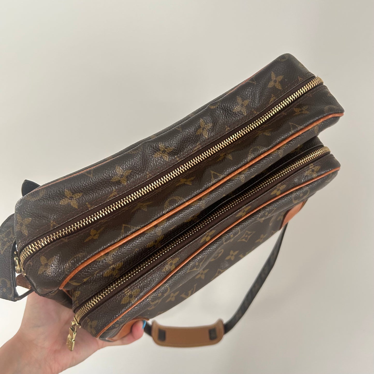 (2002) Louis Vuitton Nile