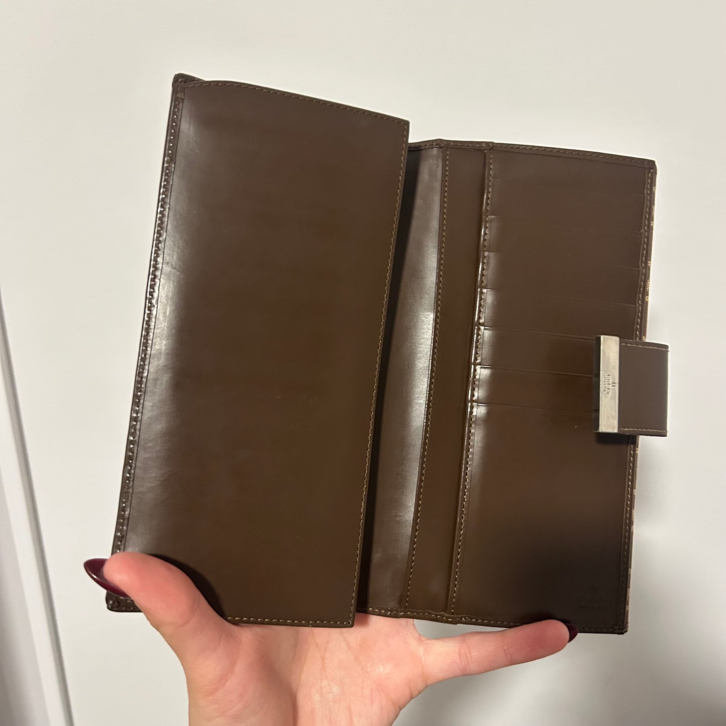 (2005) GUCCI Portefeuille GG supreme brun