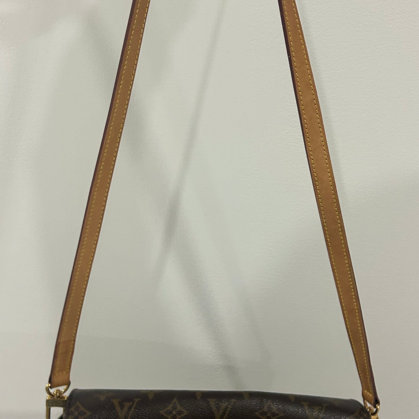 (1989) Louis Vuitton Cartouchière GM