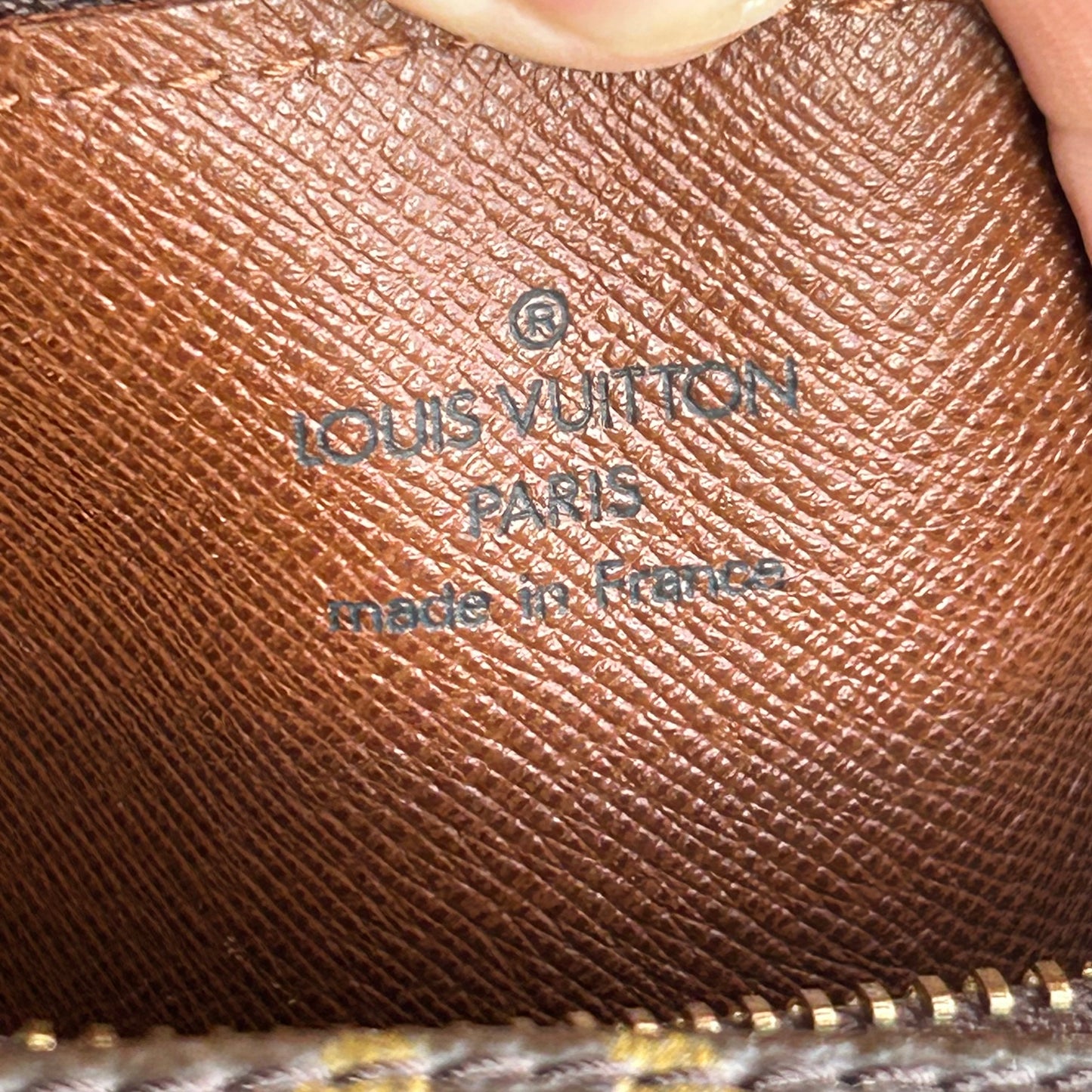 (2002) Louis Vuitton Papillon 26