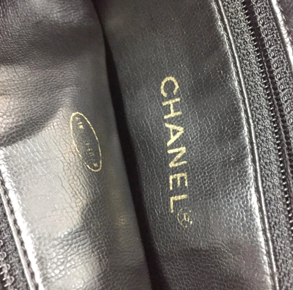 (1994) CHANEL Caviar Leather bag Triple coco CC