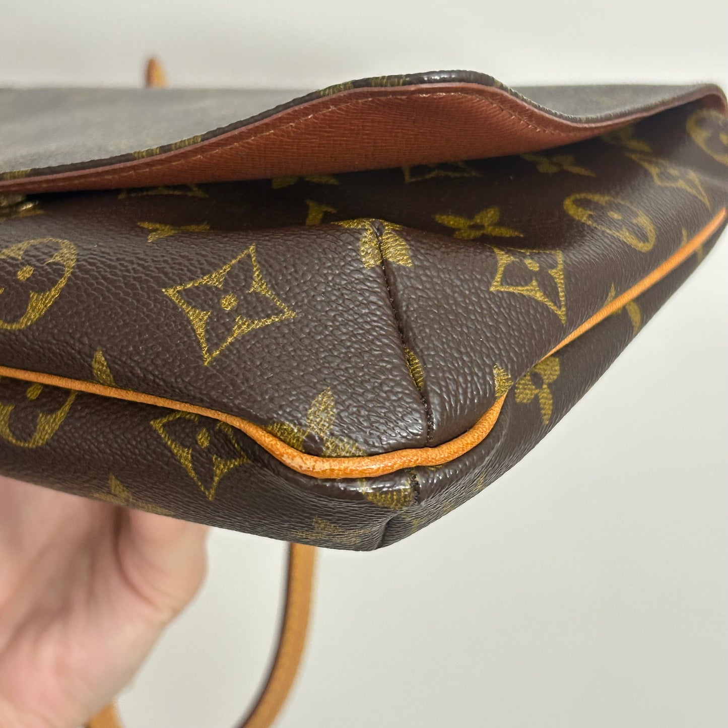 (2001) Louis Vuitton Musette Tango