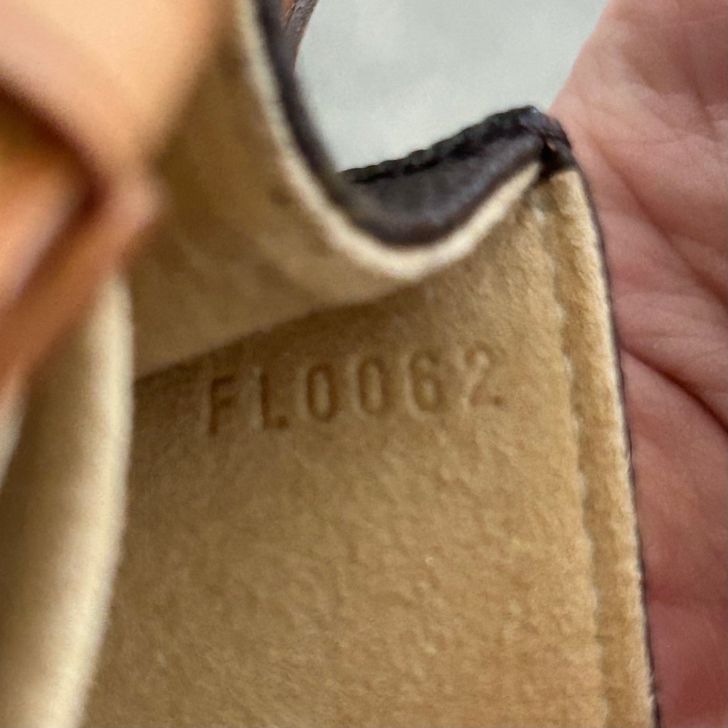 (2002) Louis Vuitton Pochette Twin GM
