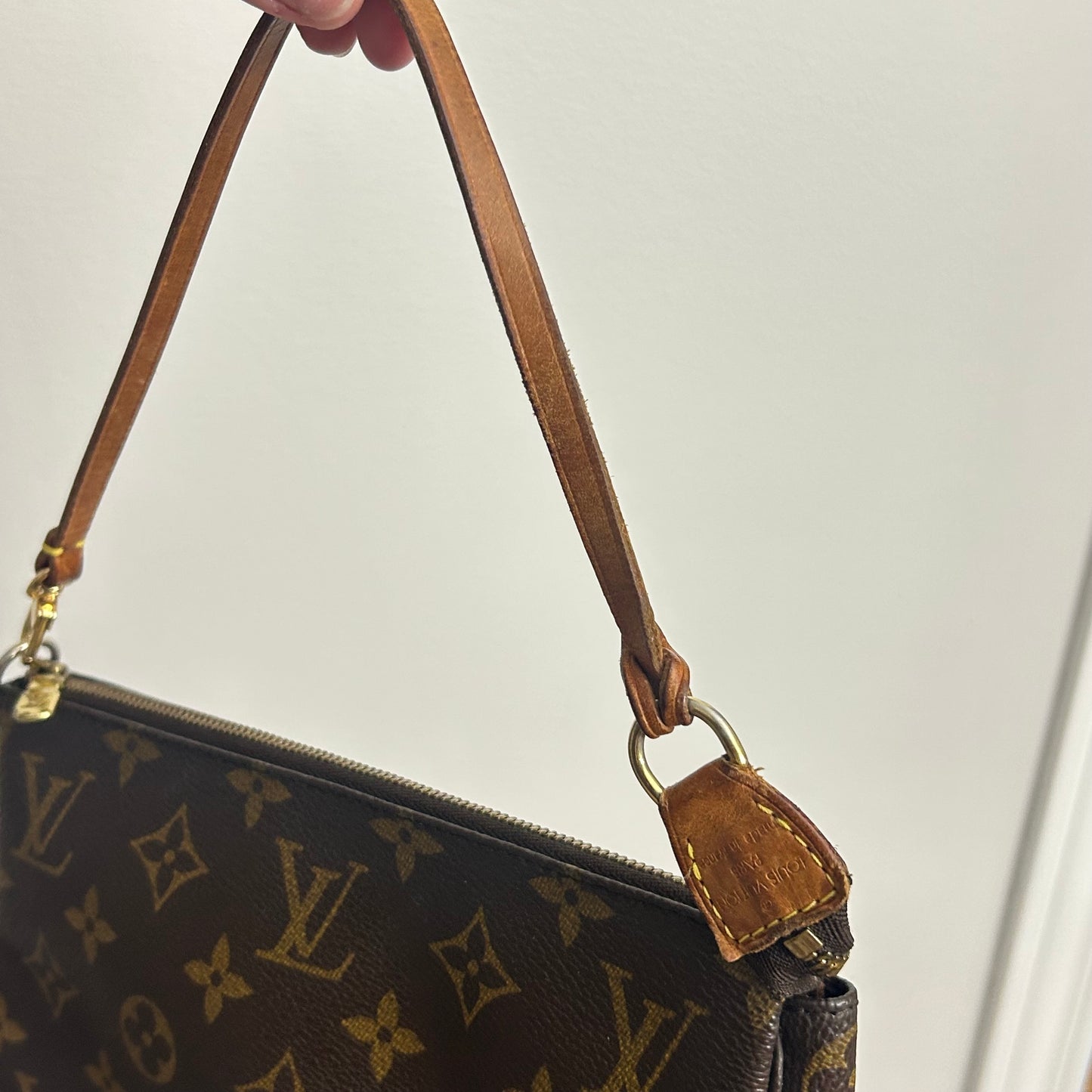 (1999) Louis Vuitton Pochette Accessoires