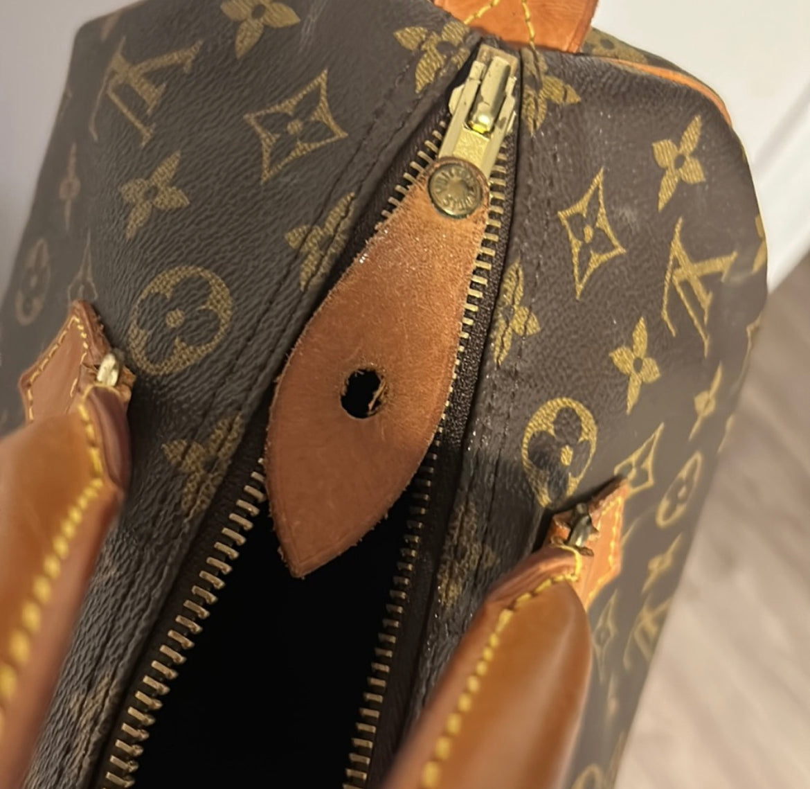 1999 Louis Vuitton Speedy 30